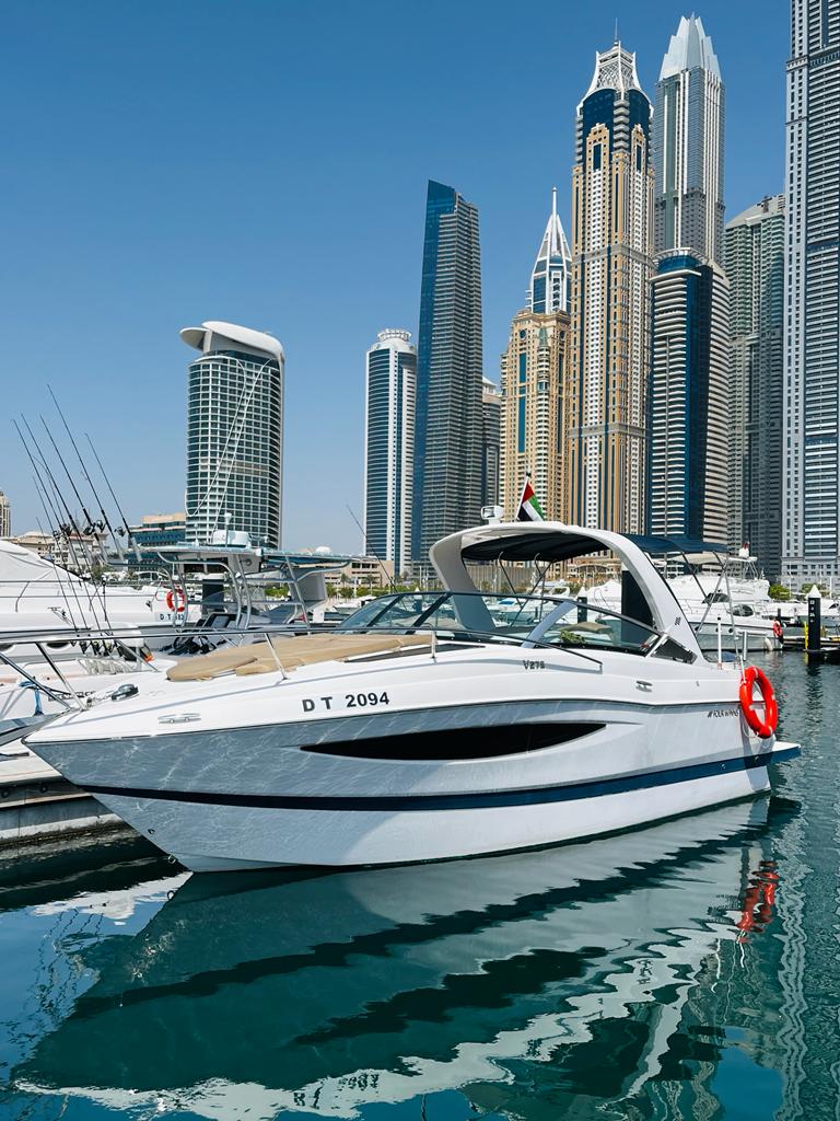 35 Ft Private Yacht Tour In Dubai